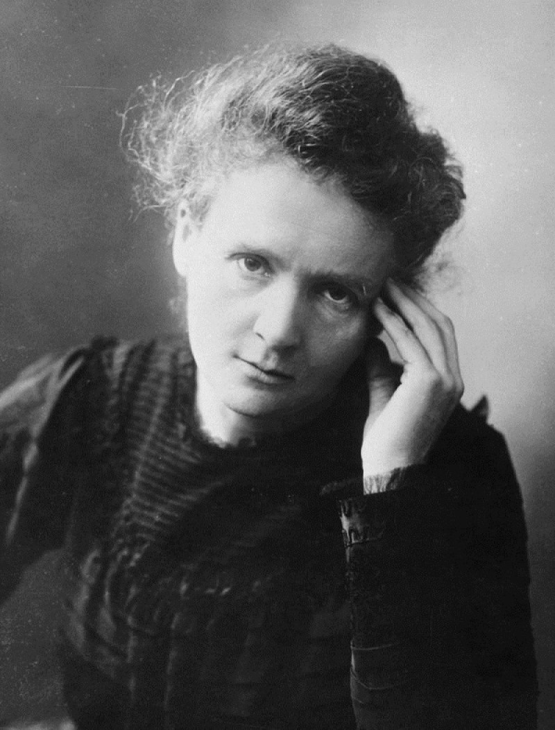 Marie Curie Naci Hace A Os Siete Citas Que Resumen Su