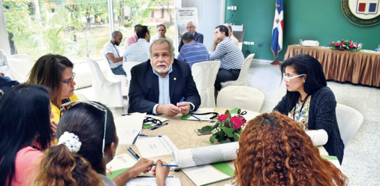 Reunión. La mesa de trabajo de Medio Ambiente durante las discusiones de La Carta de Santo Domingo.