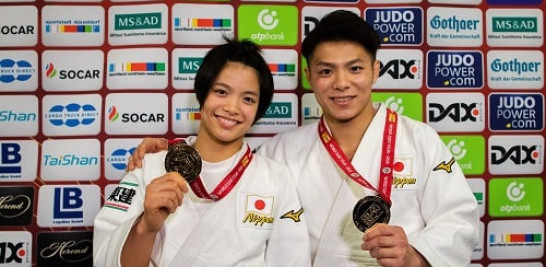 7.-Uta y Hifumi Abe, hermanos y participantes en las pruebas de judo en Tokyo 2020. EFE/EPA/MORITZ MUELLER