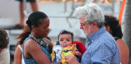 George Lucas junto a su compañera, Mellody Hobson y la hija de ambos, Everest.