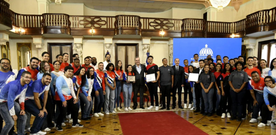 Hace unas semanas, tres grupos de jóvenes volvieron a brillar y a poner en alto el nombre de República Dominicana. Esta ocasión en la “NASA Human Exploration Rover Challenge 2023", organizada cada año por la Administración Nacional de Aeronáutica y el Espacio (NASA).