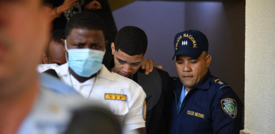 "El Dotolcito" al salir de la sala de audiencias.