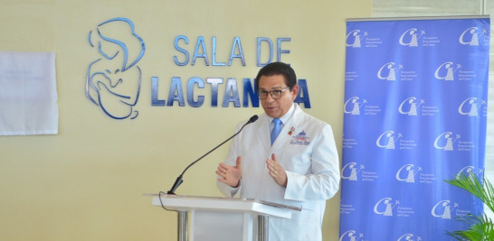 Daniel Rivera habló durante la apertura de la Sala de Lactancia del Aeropuerto Cibao.