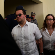 Orlando Salvador y Dilia Leticia a la salida del tribunal