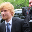 El músico Ed Sheeran llega para su juicio por infracción de derechos de autor en el Tribunal Federal de Manhattan el 4 de mayo de 2023 en la ciudad de Nueva York.