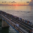 Una celebración por el bicentenario de los Cayos de Florida el 19 de mayo de 2023, en el Old Seven Mile Bridge de Marathon, Florida.
