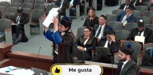 YENI BERENICE CHOCA CON LOS ABOGADOS DE JEAN ALAIN Y OTROS IMPUTADOS DEL CASO MEDUSA <br /><br />También le pude interesar estos videos:<br /><br />LAS CASAS DE TRUJILLO: DEL LUJO A LA RUINA TOTAL https://youtu.be/gyBv-tKfuR4<br /><br />ASÍ FUE EL ENCONTRONAZO ENTRE EL PROCURADOR GENERAL DE LA REPÚBLICA, JEAN ALAIN RODRÍGUEZ, Y LA MAGISTRADA MIRIAM GERMÁN https://youtu.be/J7P4DUiFAY4<br /><br />LA COERCIÓN DE GONZALO, PERALTA, DONALD Y OTROS DEL CASO CALAMAR https://youtube.com/live/v3RU7h-s9Z4<br /><br />DANILO LLEGÓ AL PAÍS EN VUELO PRIVADO PROCEDENTE DE ESTADOS UNIDOS https://youtu.be/J4TU0oRmXfU<br /><br />SERGIO CARLO ATRIBUYE A "CHISMES" SEPARACIÓN DE SU ESPOSA, SE MUDA DE ATLANTA A PUNTA CANA https://youtu.be/Wxn4btUxhmA<br /><br />Más noticias en https://listindiario.com/<br /><br />Suscríbete al canal  https://bit.ly/335qMys<br /><br />Síguenos<br />Twitter  https://twitter.com/ListinDiario <br /><br />Facebook  https://www.facebook.com/listindiario <br /><br />Instagram https://www.instagram.com/listindiario/