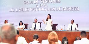 La alcaldesa del Distrito Nacional, Carolina Mejía, habló en el salón de sesiones.