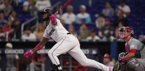 Bryan de la Cruz estuvo explosivo este domingo con el equipo de los Marlins en el juego contra Cincinnati.