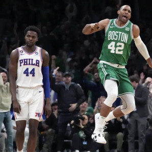 Al Horford tendrá otras dos temporadas para intentar ganar el anillo de la NBA con los Celtics de Boston.