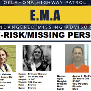 Este cartel perdido proporcionado por la Patrulla de Caminos de Oklahoma muestra a Ivy Webster, de 14 años, a la izquierda, Brittany Brewer, de 16 años, al centro, y Jesse McFadden, quienes fueron reportados como desaparecidos el lunes 1 de mayo de 2023.