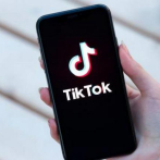 Gobernador de Florida firma ley que prohíbe TikTok en universidades y oficinas públicas
