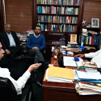 Cancillería pondrá orden a tarifas consulares