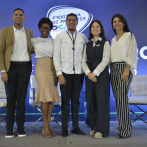Aduanas realiza panel con 400 jóvenes por motivo al Día de la Juventud