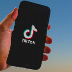 TikTok trabaja en 'chatbot' capaz de responder preguntas y conversar con usuarios, según Bloomberg