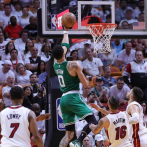 Celtics vencen al Heat 116-99 y siguen con vida en la final de la Conferencia Este