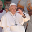 El papa no celebrará el ángelus y estará hospitalizado al menos toda la próxima semana