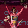 Primoz Roglic se alza el trofeo del Giro de Italia; Cavendish triunfa en la última etapa