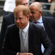 El duque de Sussex dice que la prensa lleva 