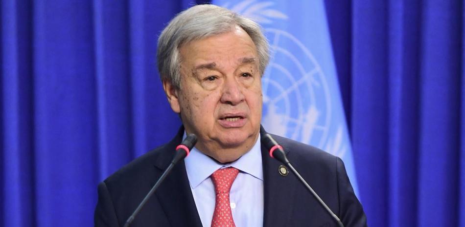 El Secretario General de la ONU, Antonio Guterres, llamó este lunes a "aumentar el apoyo" a la policía haitiana para hacer frente a la ola de "violencia sin precedentes" de los últimos meses. Guterres llegó a Trinidad y Tobago para participar en la cumbre de la Comunidad del Caribe (Caricom) desde Haití, “donde la situación de seguridad se está deteriorando rápidamente y las necesidades humanitarias se están disparando”.