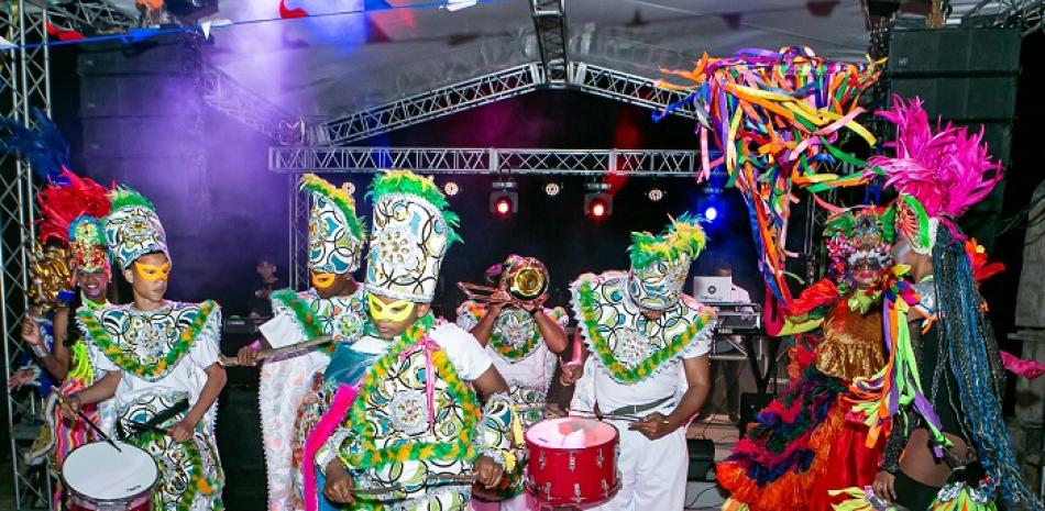 La combinación de música en vivo, gastronomía tradicional y actuaciones de carnaval, fueron protagonistas de la fiesta. Cortesía de los organizadores.