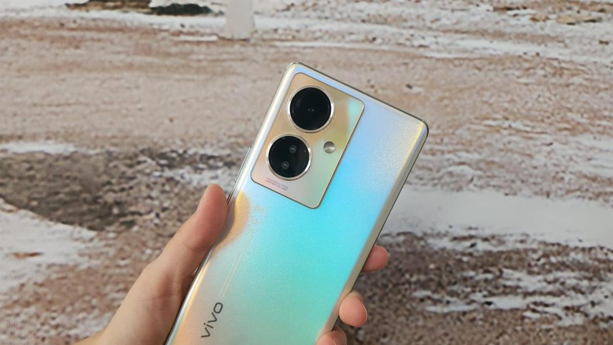 “Vivo v29 Lite, un móvil que da la sensación de tener una pantalla infinita” |  lista diaria