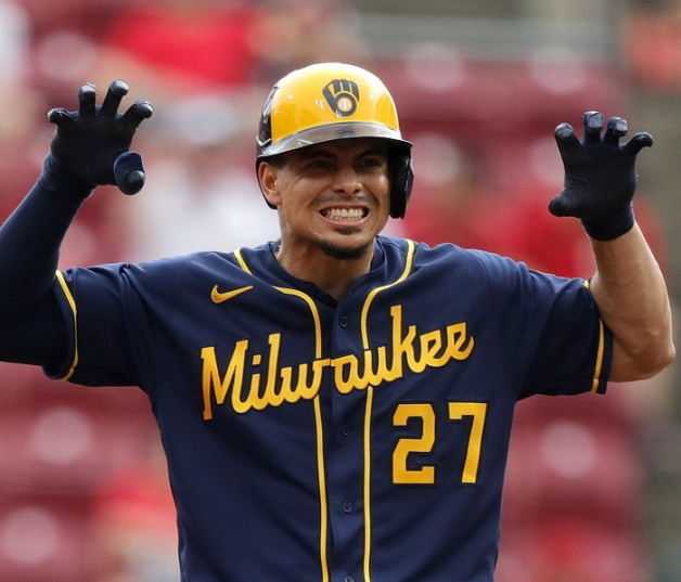 Willy Adames, torpedero dominicano de los Cerveceros.