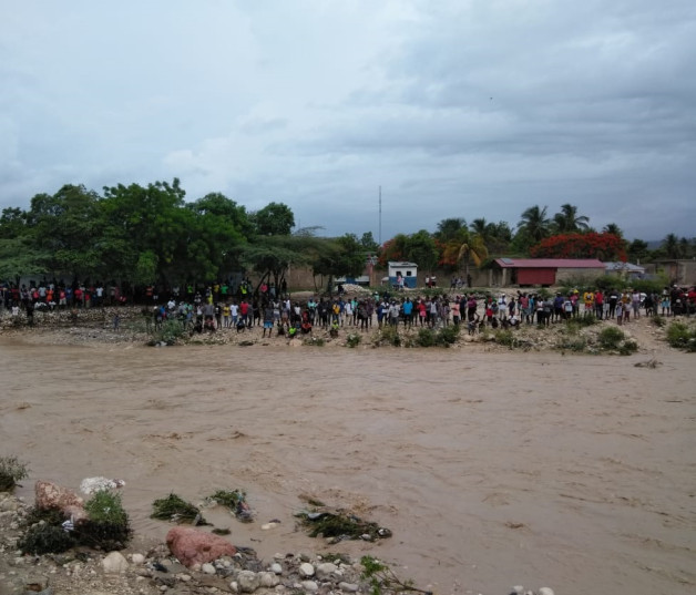 Las extensas lluvias han inundado varias comunidades
