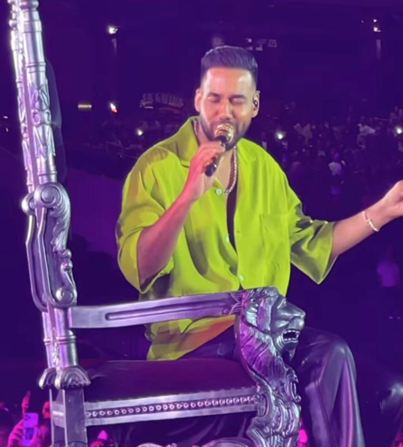 "Romeo Santos reafirma su reinado en Queens, Nueva York" Listín Diario