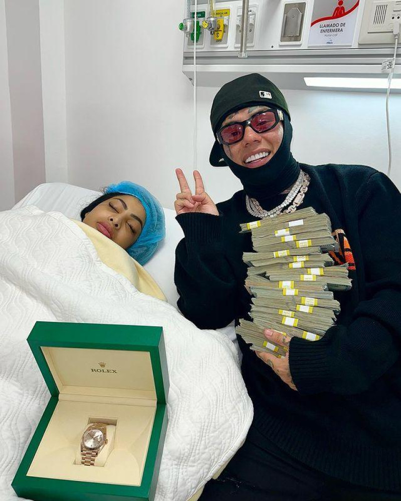 Tekashi sorprende a Yailin en el hospital con miles de dólares como regalo  de cumpleaños"| Listín Diario