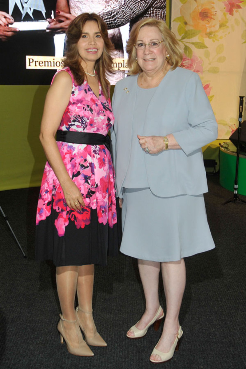 María Luisa Ramírez y Margarita de Peynado.