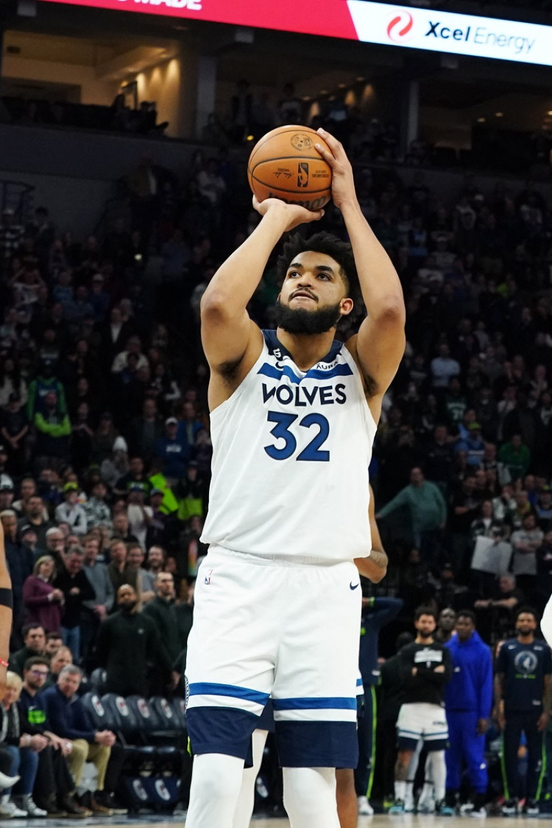 Karl-Anthony Towns está de regreso con los Timberwolves de Minnesota.