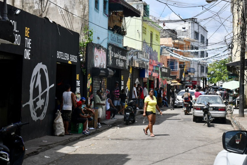 La popular calle 42 del sector Capotillo de la ciudad capital