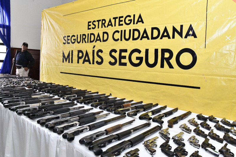 Armas decomisadas por el MP en Duarte