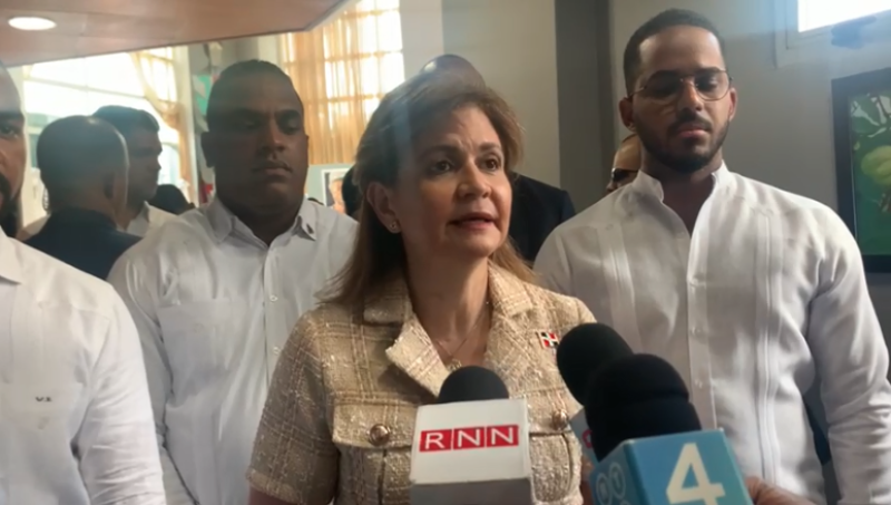 Vicepresidenta de la República, Raquel Peña, en la Décima Gala Nacional de Modalidad de Artes que se realiza en el Centro Cultural Narciso González, en Villa Juana.