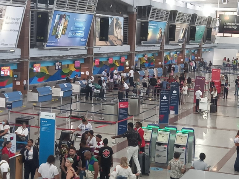 Las autoridades de los aeropuertos están advertidos.